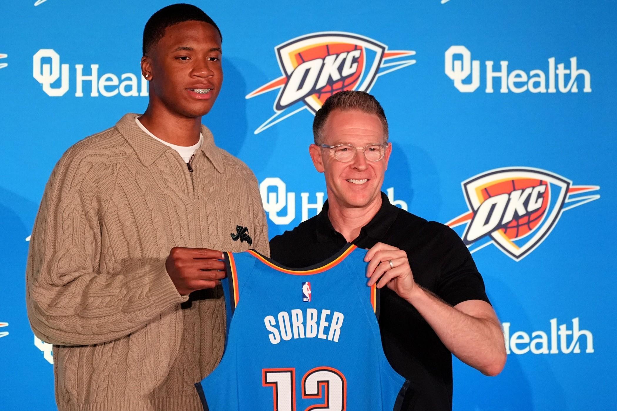 开云新版-官方：雷霆15号秀托马斯-索伯右膝前十字韧带撕裂，赛季报销