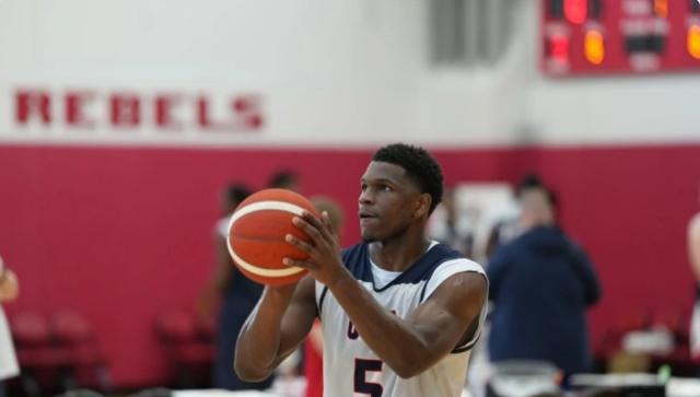 开云App-爱德华兹：我是美国队第一核心 其他人必须适应我