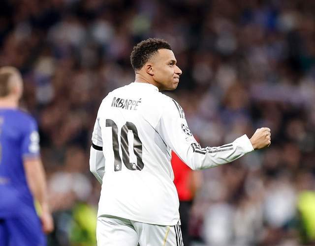 开云App-6-1！姆巴佩梅开二度破纪录，1.5亿天王独造4球，皇马大开杀戒